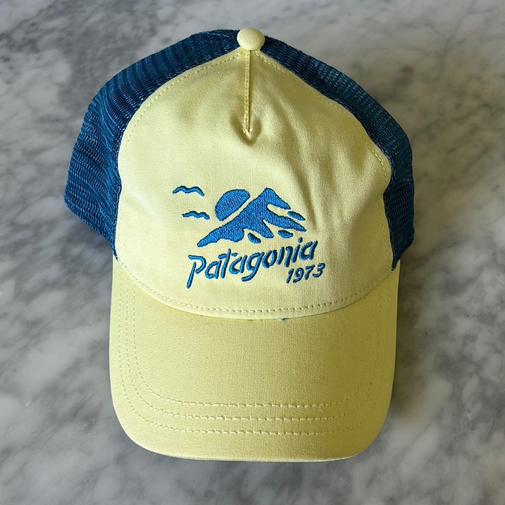Patagonia Women’s Yellow & Blue Trucker Hat. One Size Fits All. Snap Close.